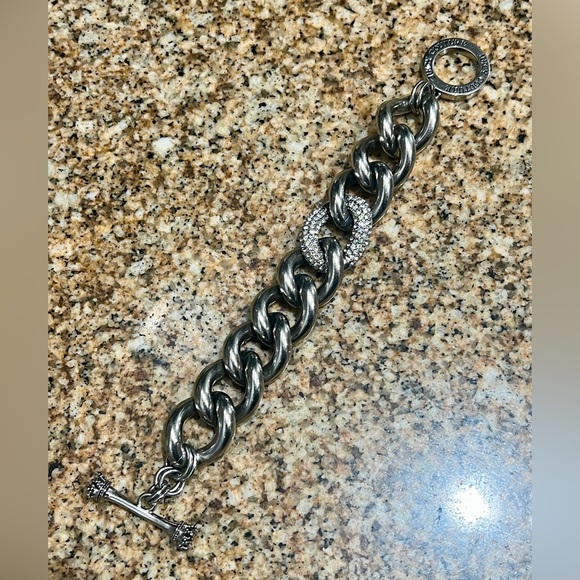 STUNNING Juicy Couture Chain Bracelet with Pave Crystals Link - Picture 7 of 10